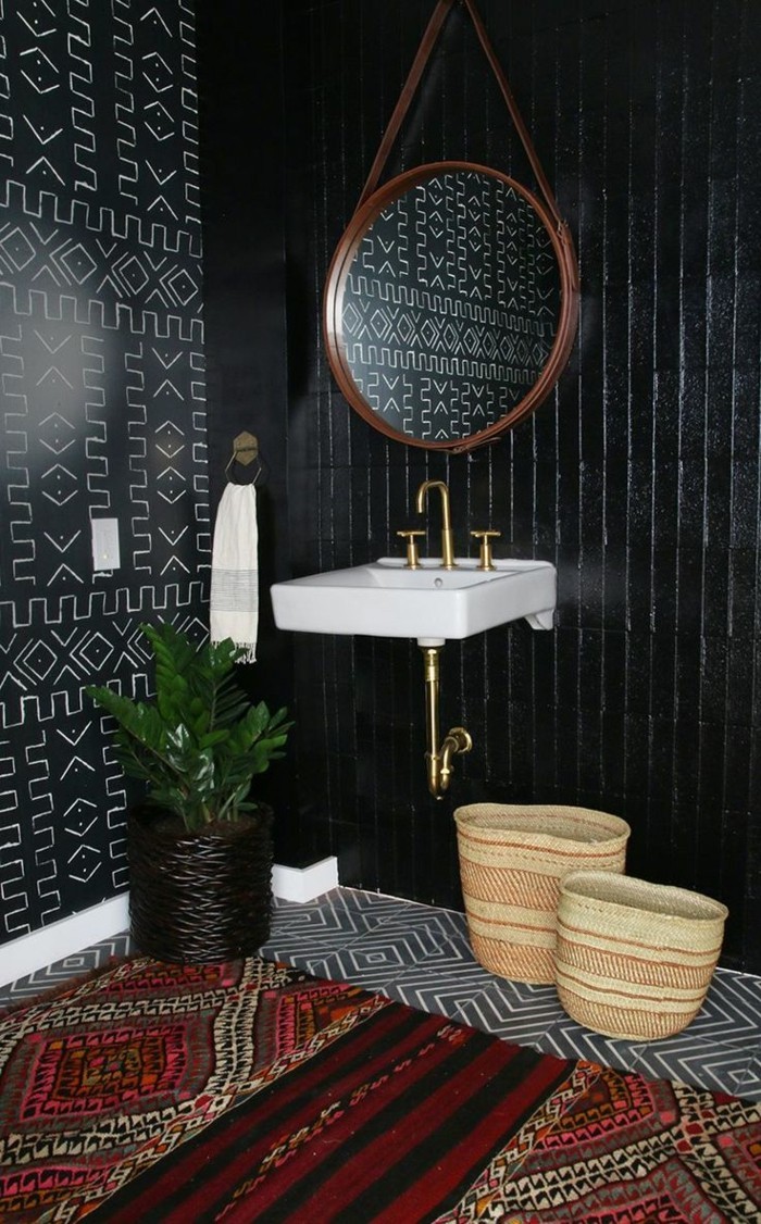 faience-salle-de-bain-leroy-merlin-salle-de-bain-noire-avec-motifs-blanc-et-colores