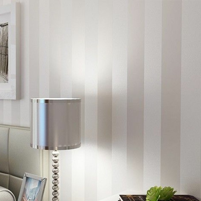joli-design-gris-blanc-pour-les-papiers-peints-design-chic-dans-la-chambre-a-coucher