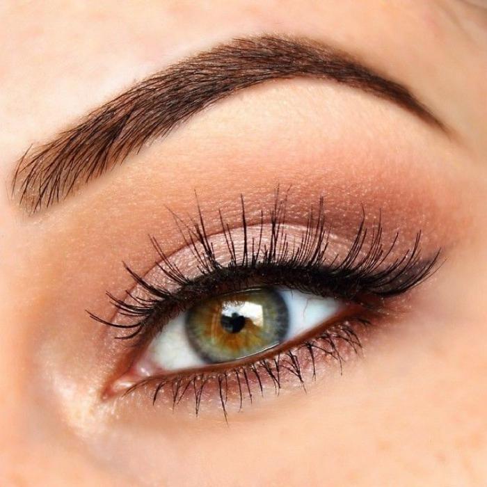 maquillage-simple-maquillage-des-yeux-rose