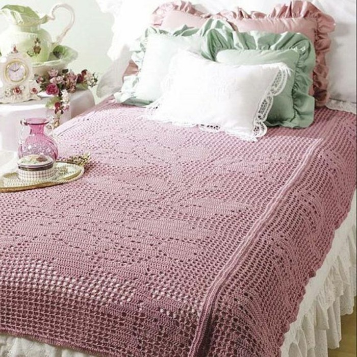 parure-de-lit-160x200-parure-de-lit-romantique-tricotée-à-la-main-de-couleur-rose