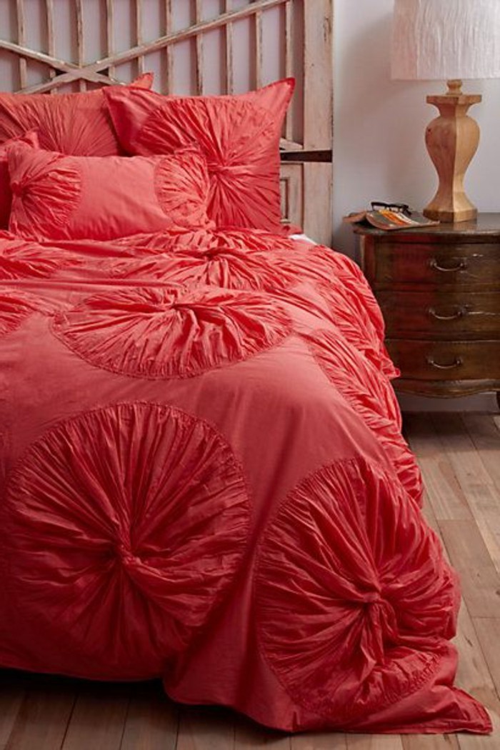 parure-de-lit-romantique-linge-de-lit-descamps-couette-en-solde-parure-de-lit-rouge