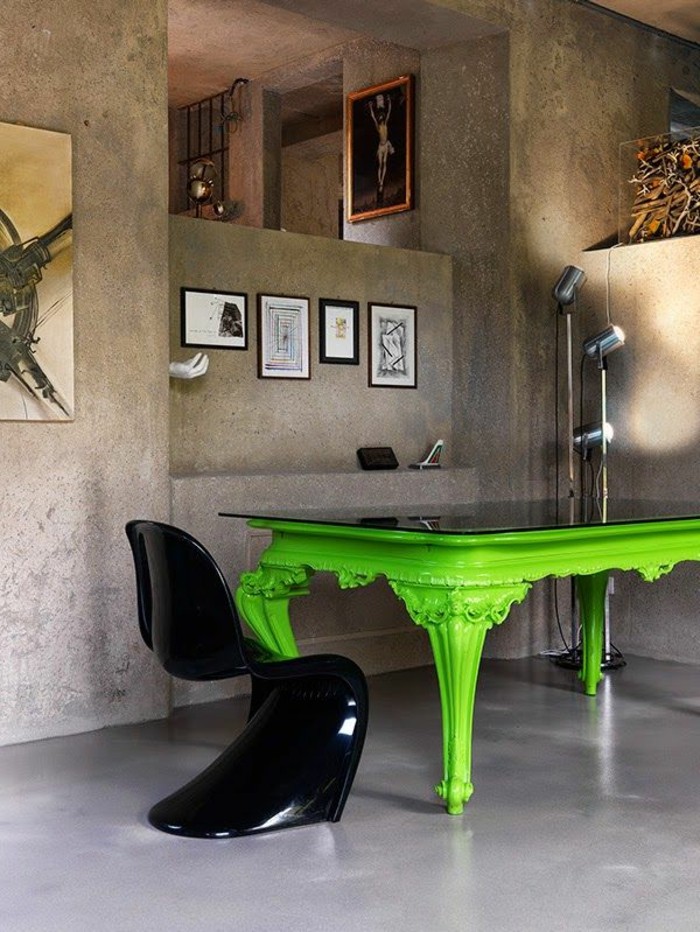 salon-moderne-et-baroque-chambre-style-baroque-meuble-baroque-pas-cher-sol-en-beton-ciré