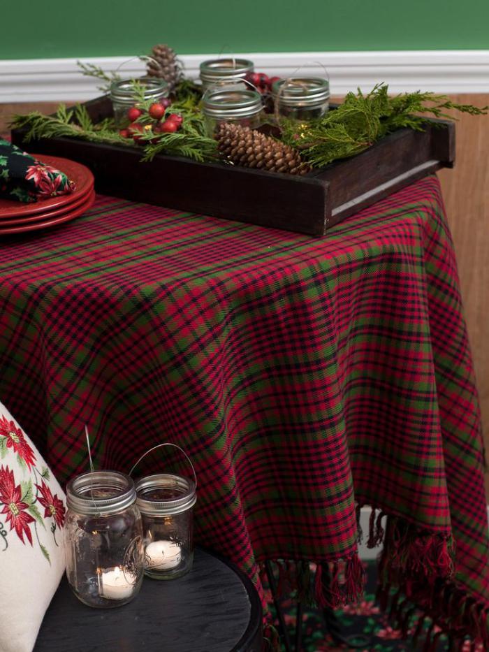 tissi-écossais-nappe-de-table-tartan-et-déco-de-Noel-chaleureuse