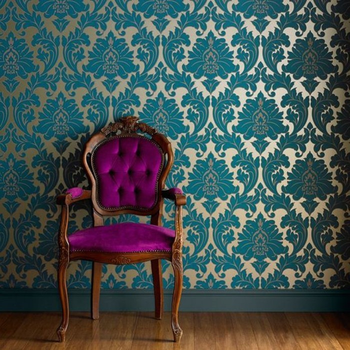 0-idees-papier-peint-pour-couloir-tapisserie-couloir-idee-deco-bleu-foncé-décoration-éntrée