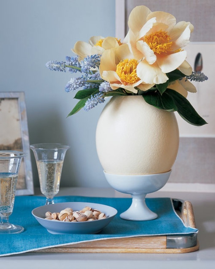 diy-grand-oeuf-vase-formidable-deco-de-table-pour-paques-décoration-de-paques-à-fabriquer