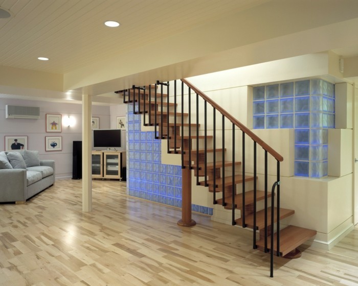 escalier-intérieur-le-carreau-de-verre-couloir-cool-idee-resized