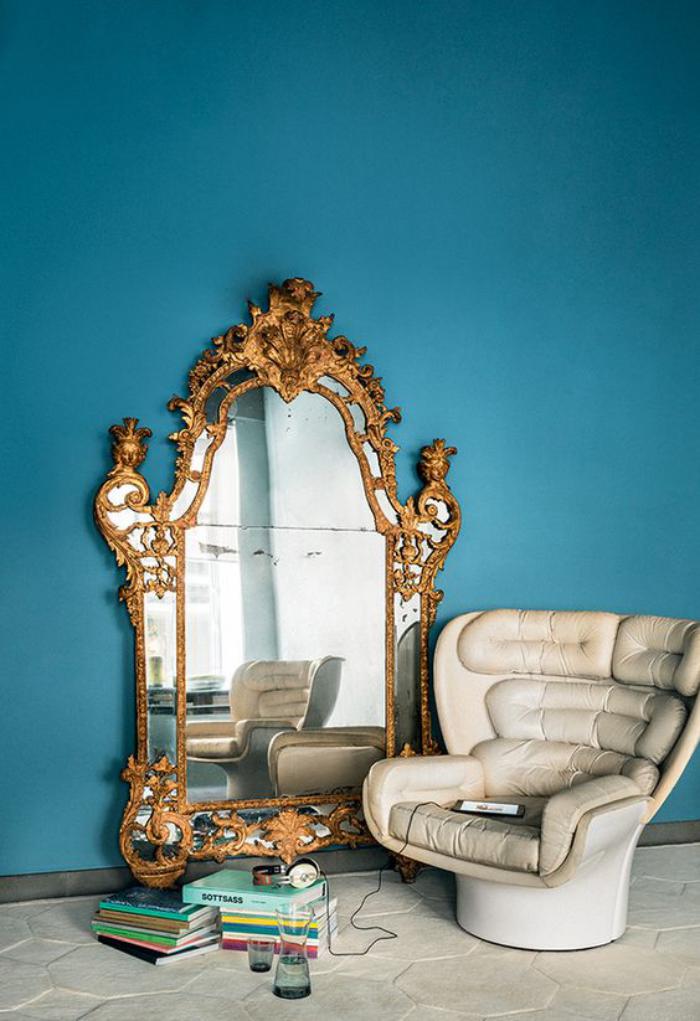 miroir-doré-ornementé-miroir-baroque
