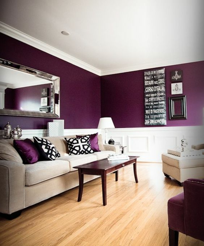 nuancier-violet-couleur-prune-salon-sol-en-parquet-clair-murs-violettes
