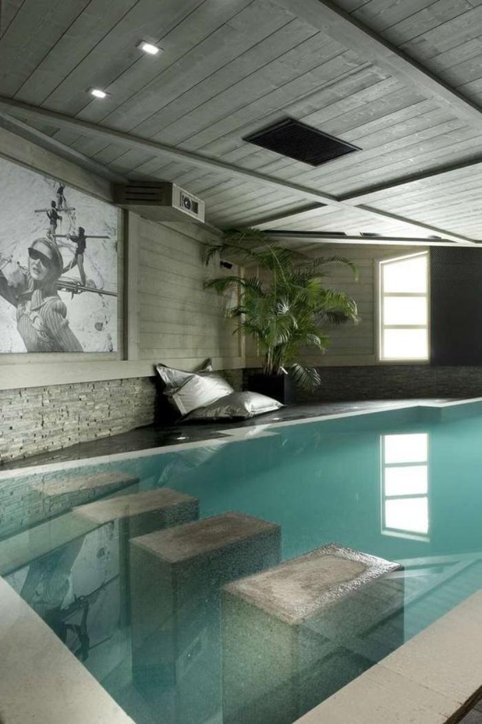 piscine-intérieure-contemporaine-belle-piscine-moderne
