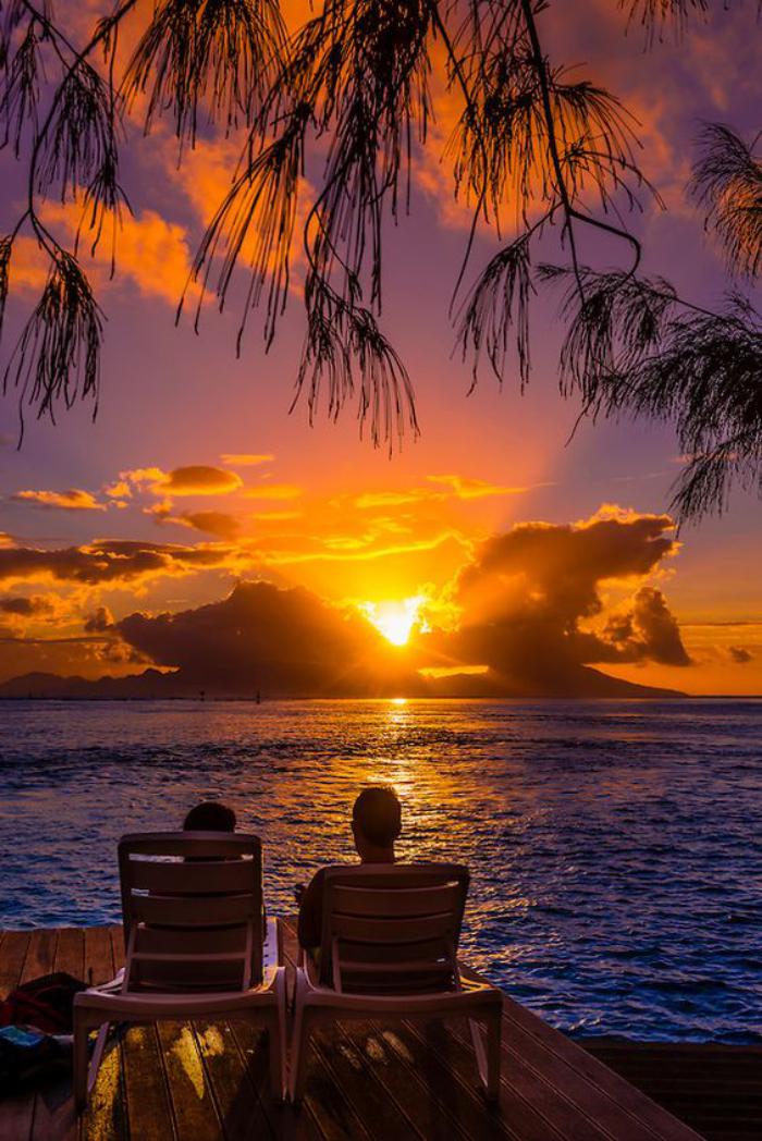 polynésie-française-voyage-admirer-le-coucher-du-soleil