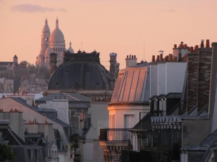 rooftop-paris-meilleures-terrasses-paris-jolie-vue-de-haut-cool-sacté-coeur-coucher-de-soleil