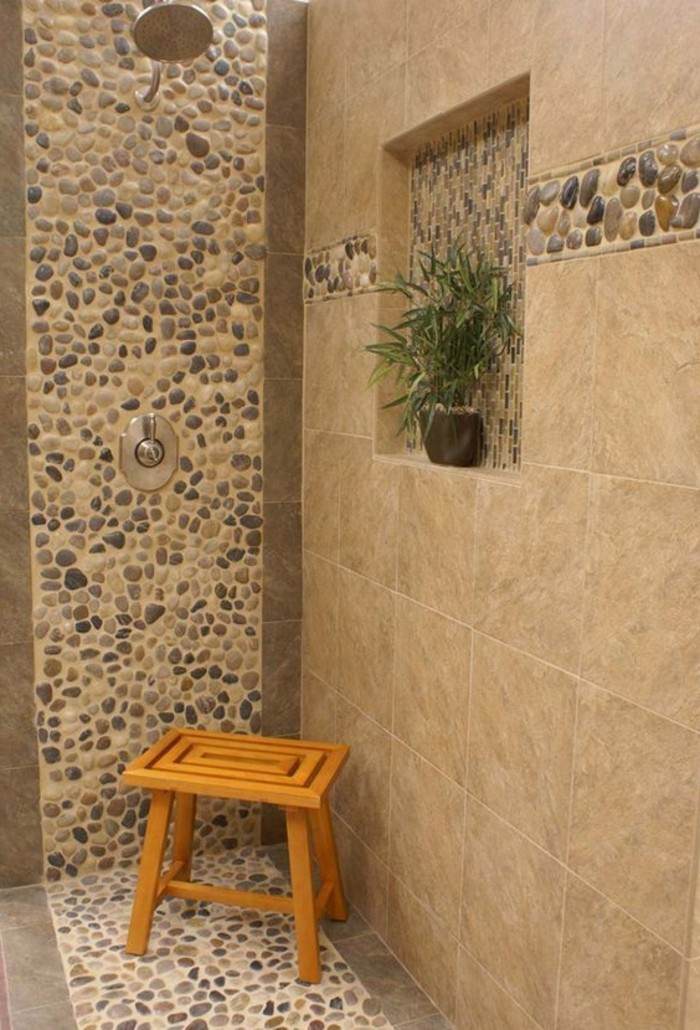 salle-de-bain-beige-taupe-comment-bien-amenager-la-salle-de-bain-carrelage-galet-mosaique-salle-de-bain