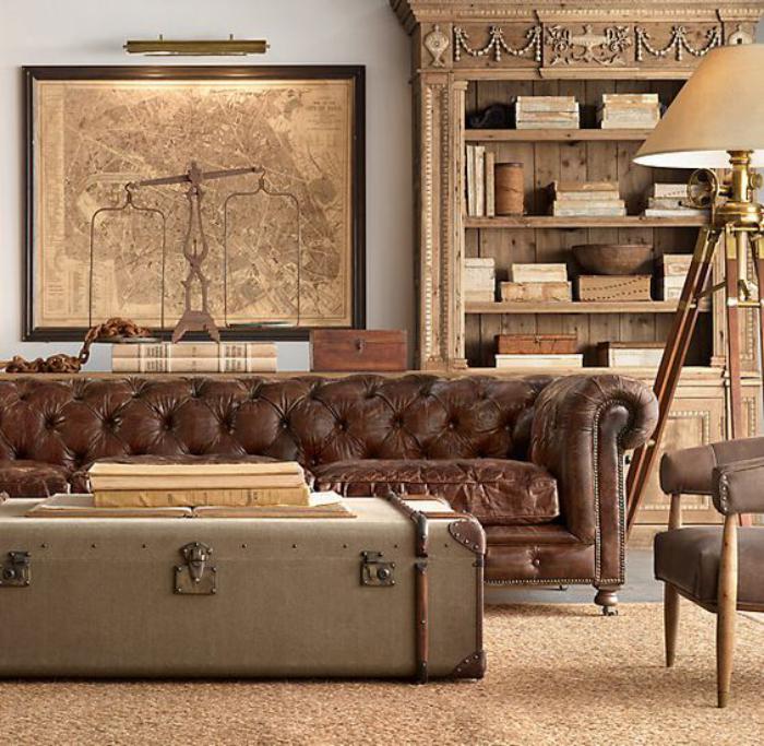 table-basse-coffre-style-ancien-magnifique-sofa-étagère-et-outillage-vintage