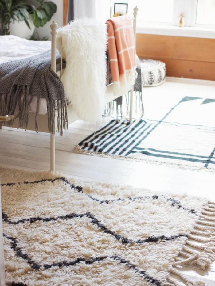 tapis-marocain-décoration-marocaine-de-chambre-à-coucher