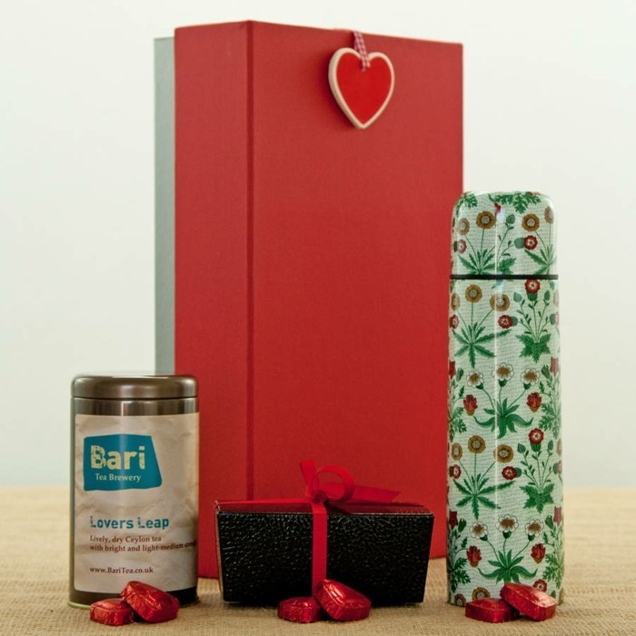 tea-box-thé-en-vrac-lathe-coffret-kusmi-tea-coffre-cadeau-personnalisé-cadeau