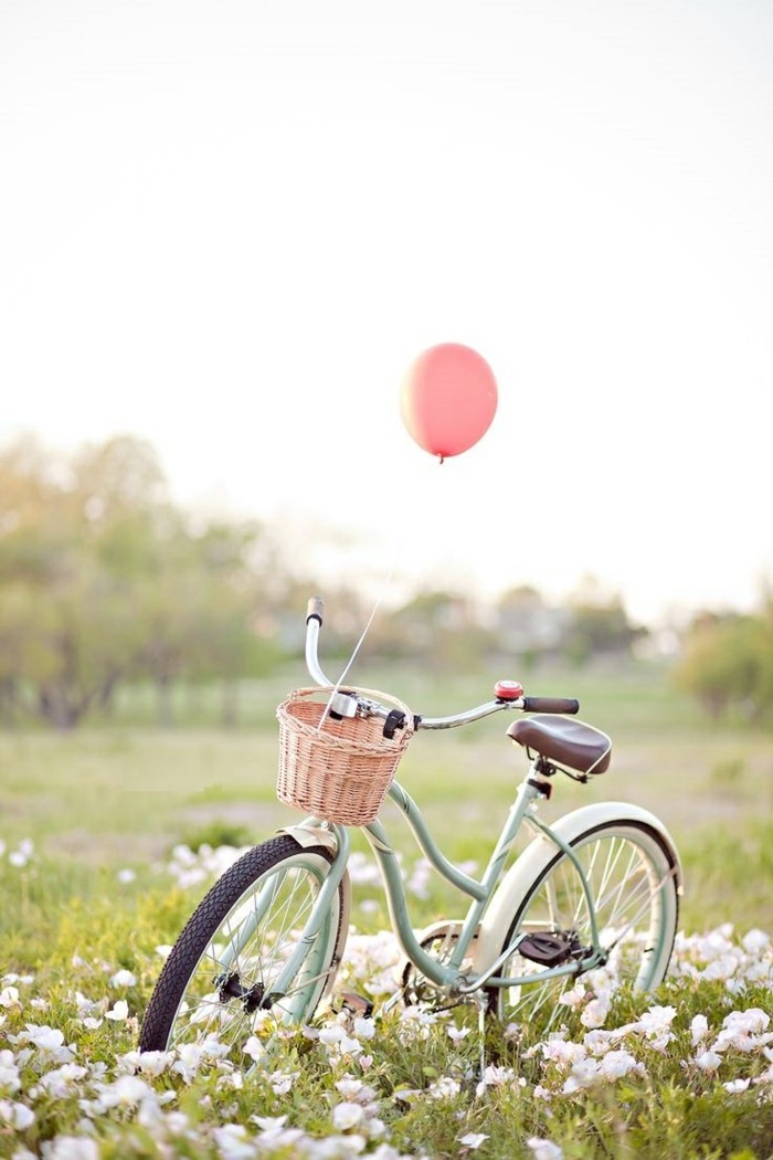 vélo-ville-femme-cool-idée-quoi-choisir-pour-velo-inspiration-ballon
