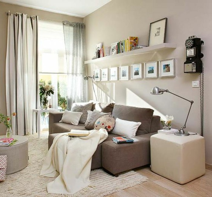 0-joli-salon-idee-deco-sejour-amenager-petit-salon-meubles-beiges-canape-d-angle