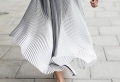 Comment porter la jupe longue plissée? 80 idées!