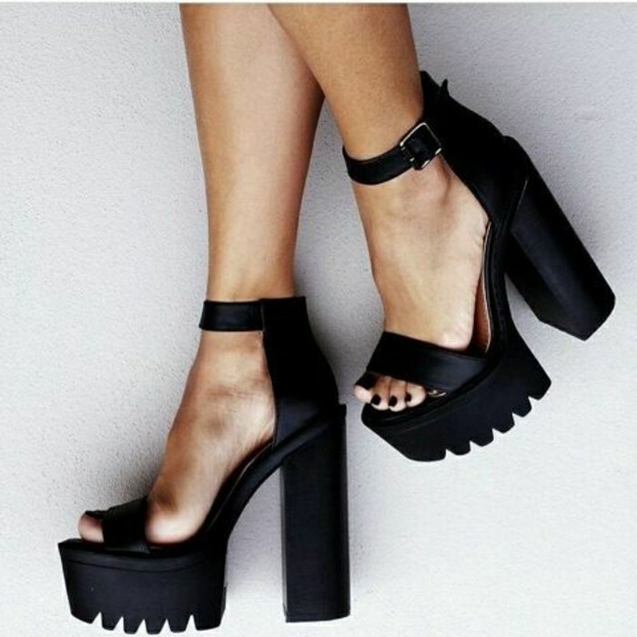 00-sandales-noires-femme-tendaces-chaussures-2016-sandales-pas-cher-noires