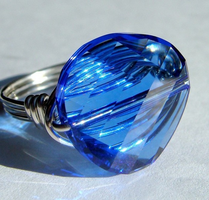 bague-cristal-bleu-resized