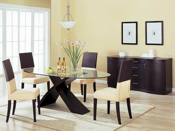 décoration-table-ceramique-table-avec-rallonge-cool-idée-table-ovale-verre-chaise-blanc-et-bois
