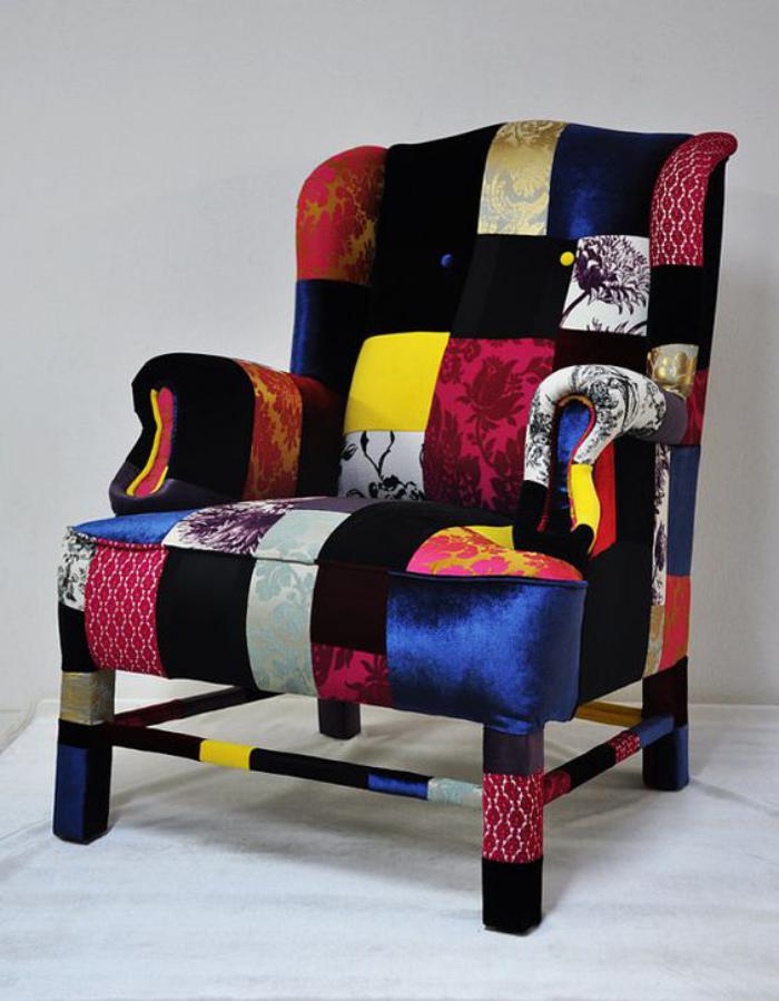 fauteuil-patchwork-fauteuil-habillé-en-tissus-colorés