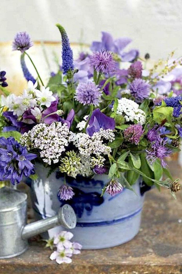 fleurs-blanches-pensée-fleur-flore-alpes-bouquet-de-la-nature-belle-pot-ou-vase