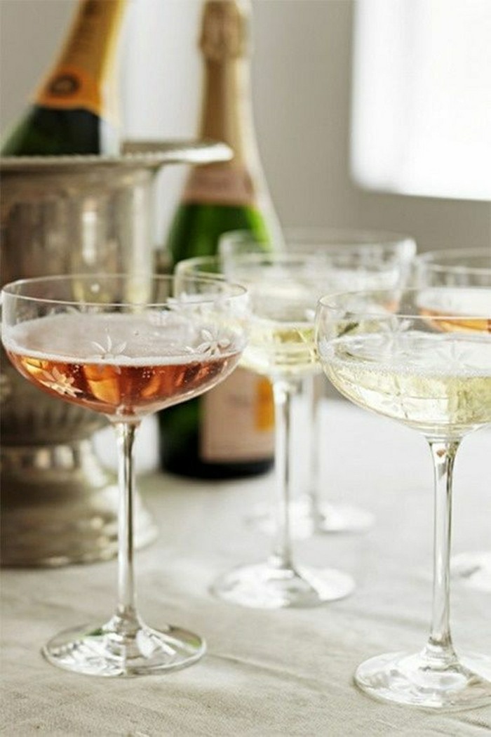 idée-diy-verres-champagne-flute-champagne-personnalisé-table