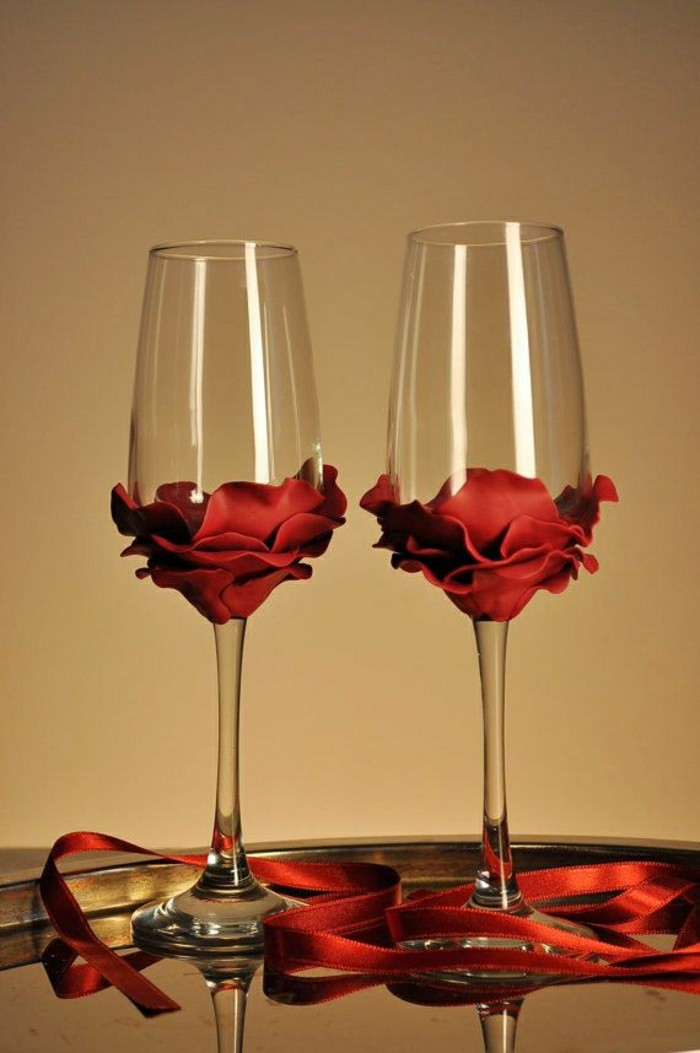 inspiration-belle-flute-a-champagne-verre-à-champagne-roses-rouges