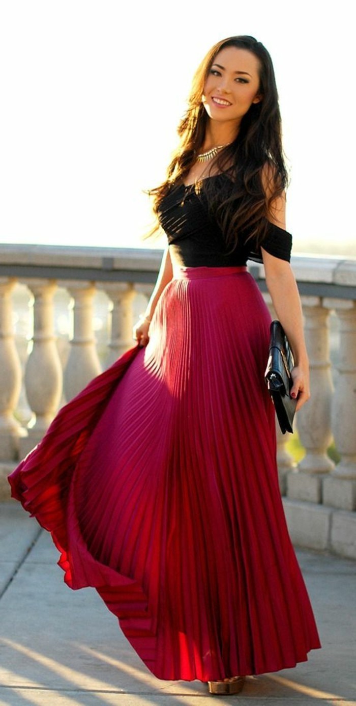 jupe-plissée-rouge-femme-moderne-tendances-de-la-mode-2016