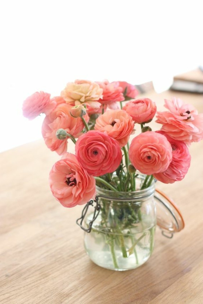 ravissant-image-du-printemps-date-de-2016-idée-quand-le-printemps-la-vase-avec-fleurs-de-pintemps