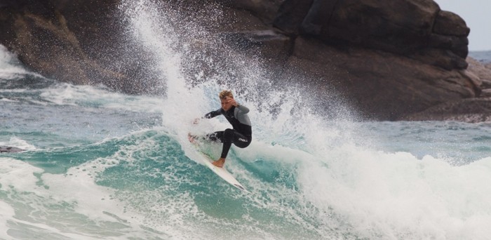 surf-decathlon-combinaison-neoprene-femme-cool-idée-quoi-porter-pour-surfer-cool