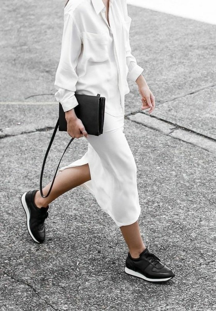 1-basket-noire-femme-sneakers-femme-design-en-blanc-et-noir-femme-elegante