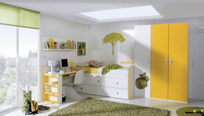 1-jolie-chmabre-enfant-tapis-vert-lit-avec-tiroirs-bureau-d-enfant-grande-fenetre