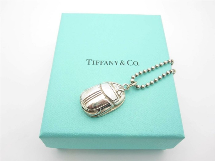 collier-sautoir-scarabee-mystique-Tiffany-resized