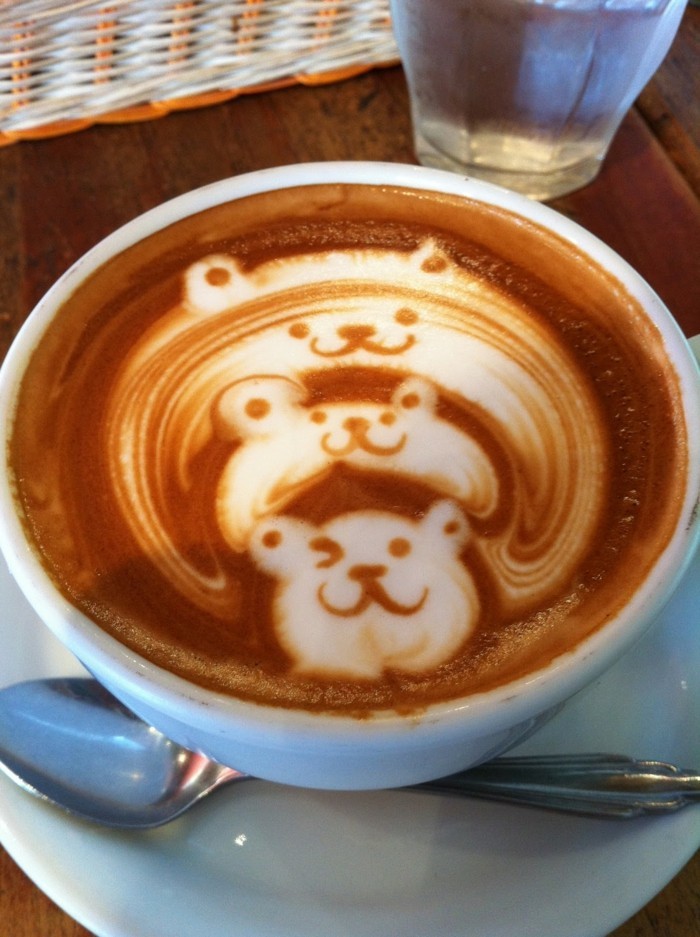excellente-latté-barista-café-boire-cafe-beau-oursons