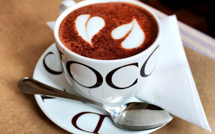 le-latte-macchiato-dolce-gusto-art-café-décoré-costa