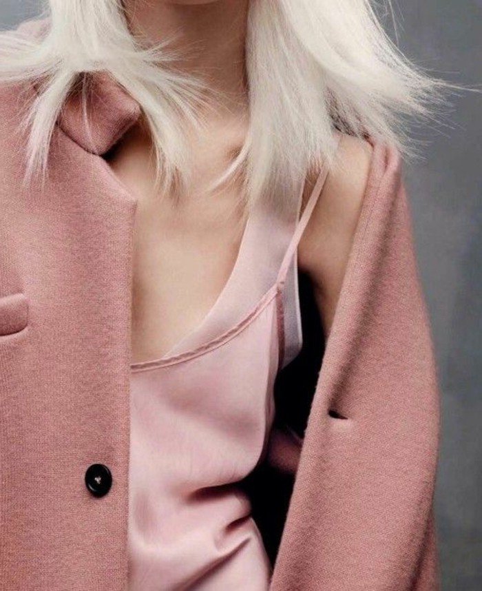 manteau-et-top-en-rose-pale-collection-printemps-été-2016-tendances-de-la-mode