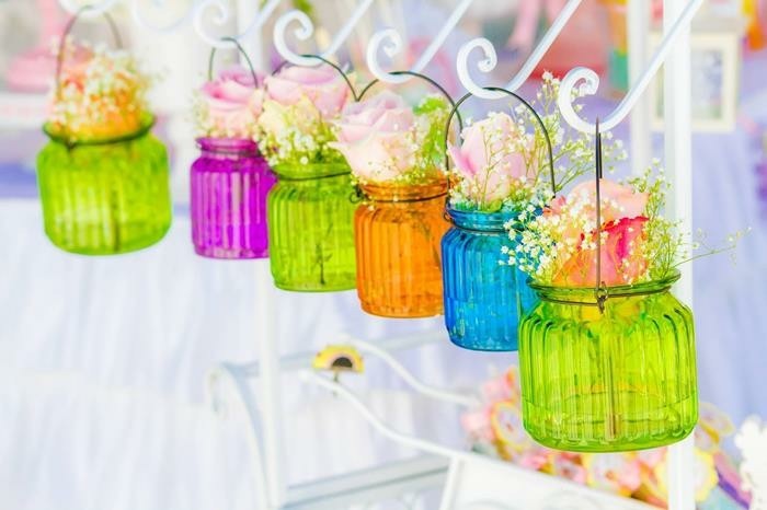 extérieur-decoration-de-table-pour-anniversaire-vases-colorés
