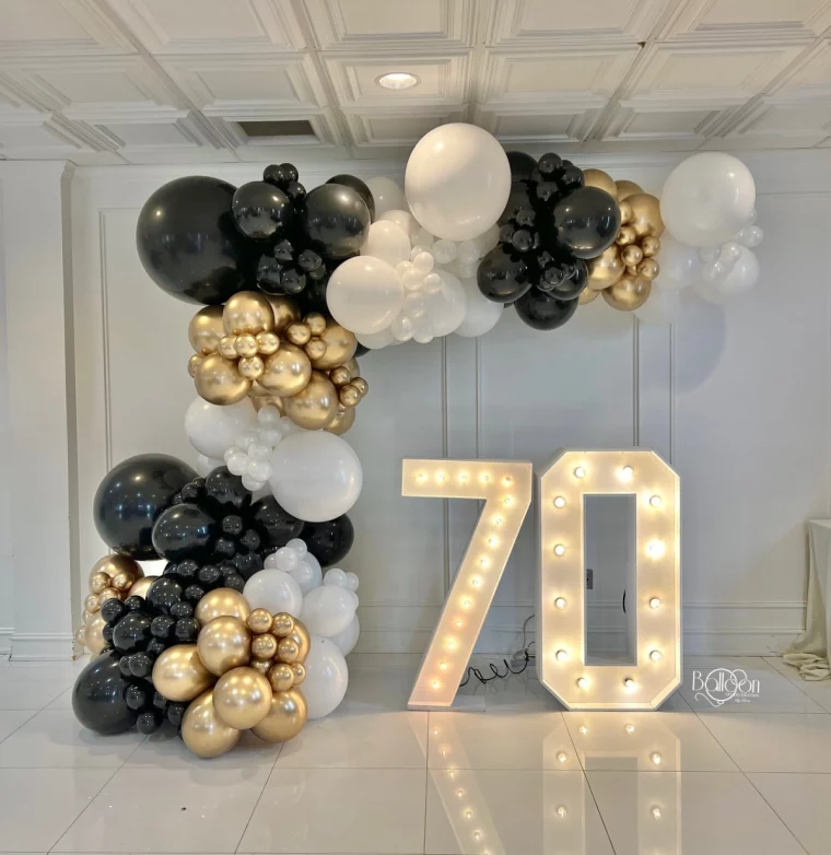 lettres lumineuses arche ballons noir et blanc anniversaire hommes