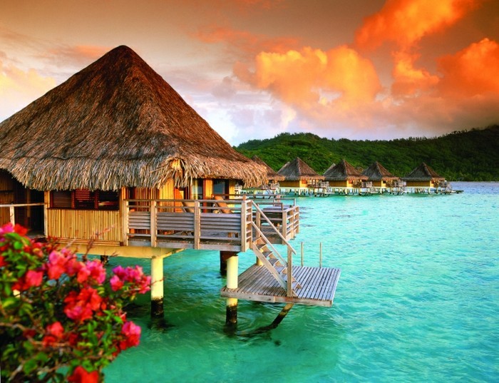 Bungalows sur l'eau, Intercontinental Bora Bora Le Moana Resort