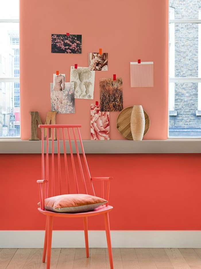 1-couleur-saumon-peinture-murale-interieur-mur-rose-saumoné-chaise-en-bois-rose