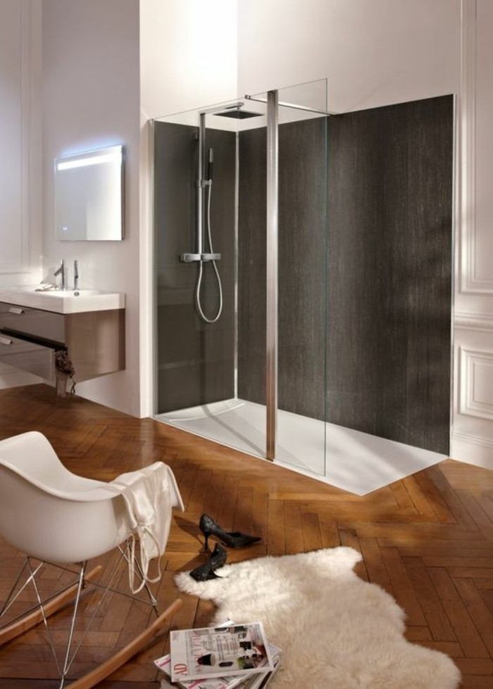1-magnifique-salle-de-bain-avec-douche-italienne-sol-en-parquet-en-bois-salle-de-bain-chic