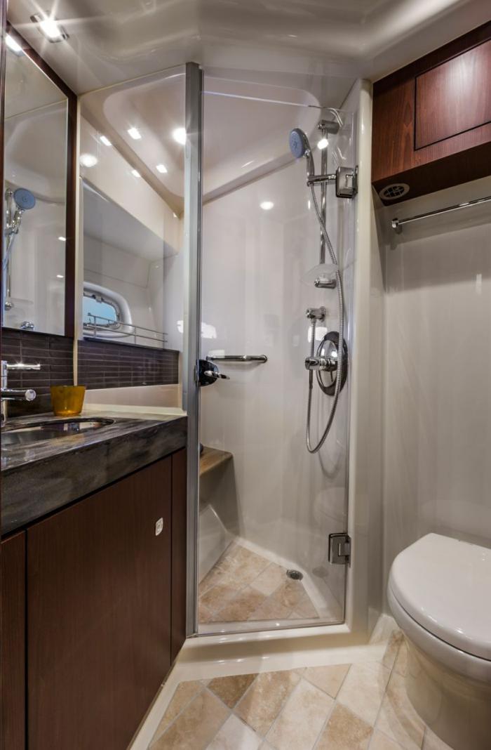 aménagement-petite-salle-de-bains-comment-disposer-la-douche-dans-la-salle-d'eau