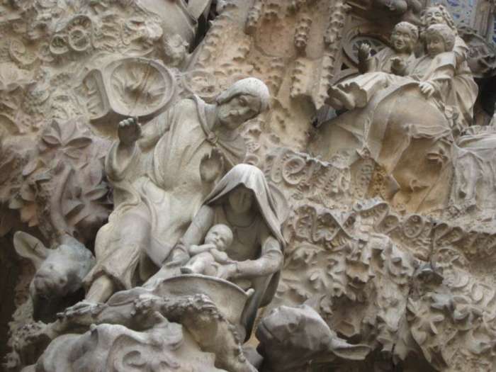 cathedrale-barcelone-detail-la-naissance-du-Christ-resized