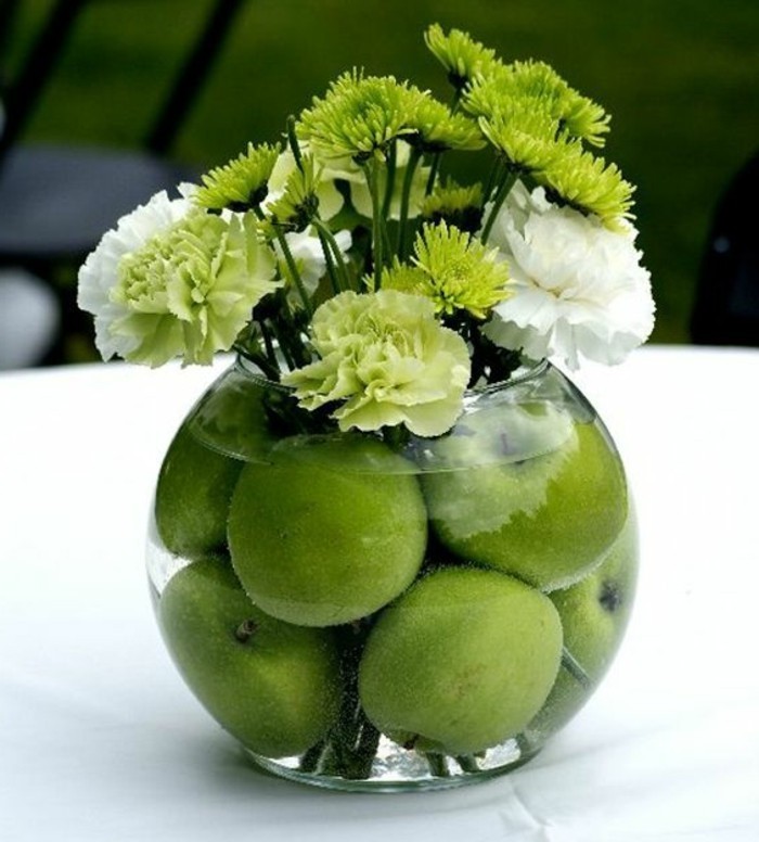 centre-de-table-fleurs-deco-fleur-originale-vase-verre-ronde