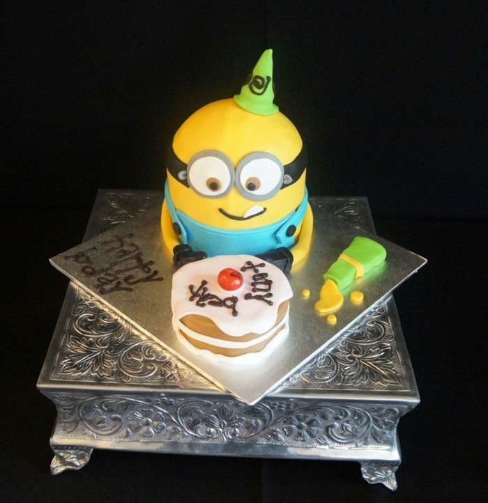 chouette-gâteau-d-anniversaire-pour-enfants-minions-gâteau-d-anniversaire-enfant