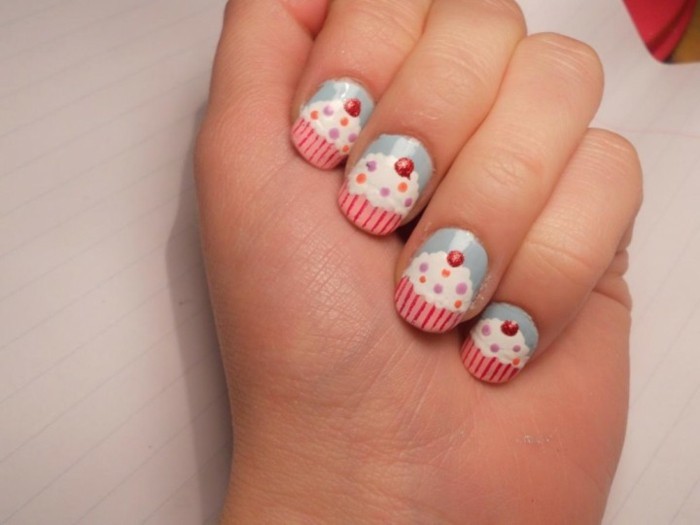 dessin-ongles-modele-ongle-french-deco-cake