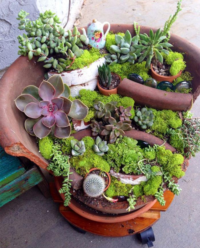déco-jardin-récup-mini-jardin-avec-pot-de-fleurs