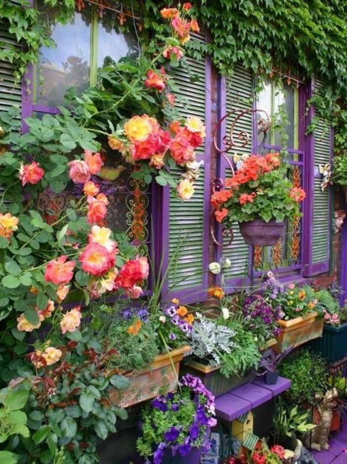 décorer-son-jardin-amenager-son-exterieur-violet